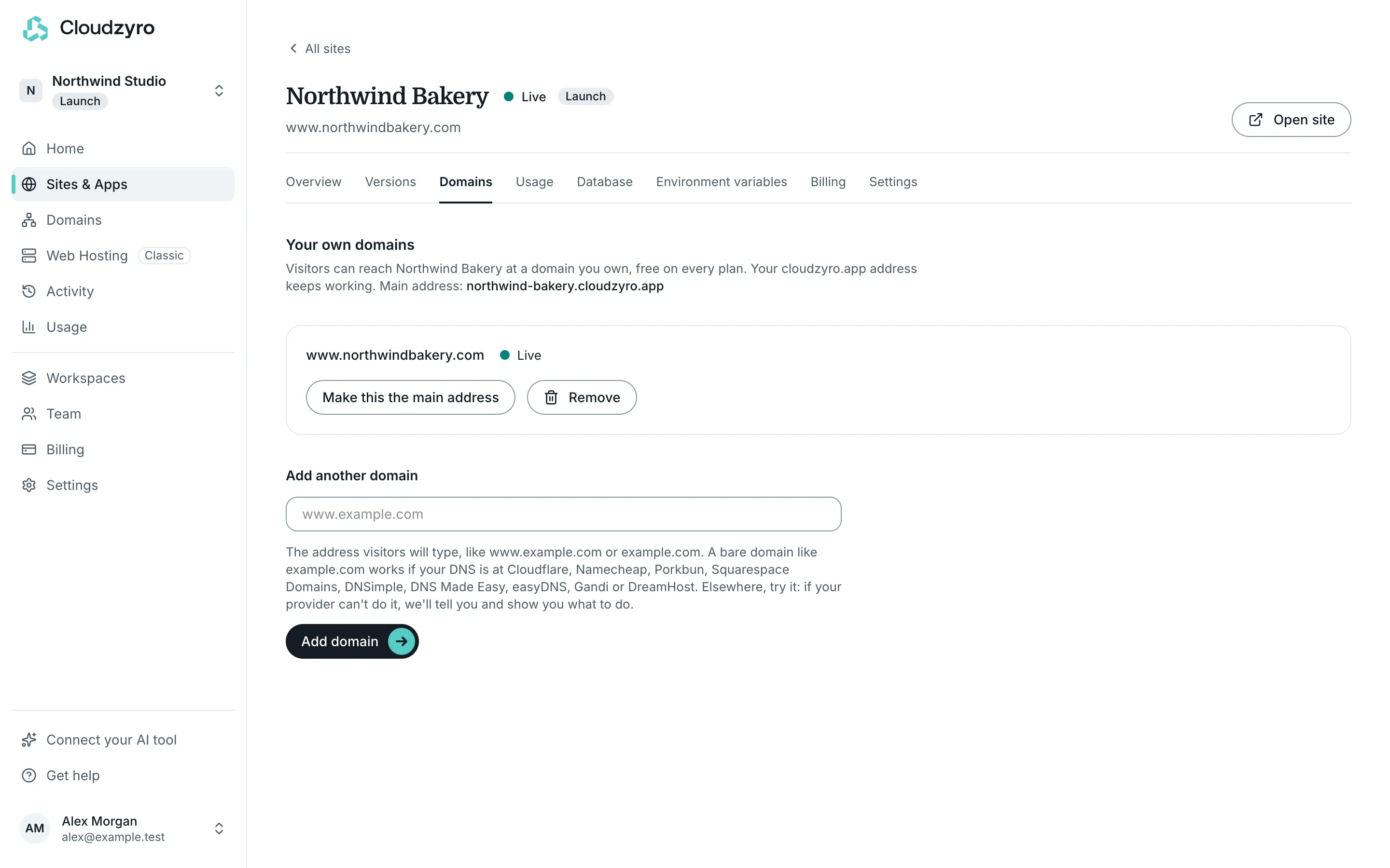 A site’s Domains tab with a custom domain that’s live